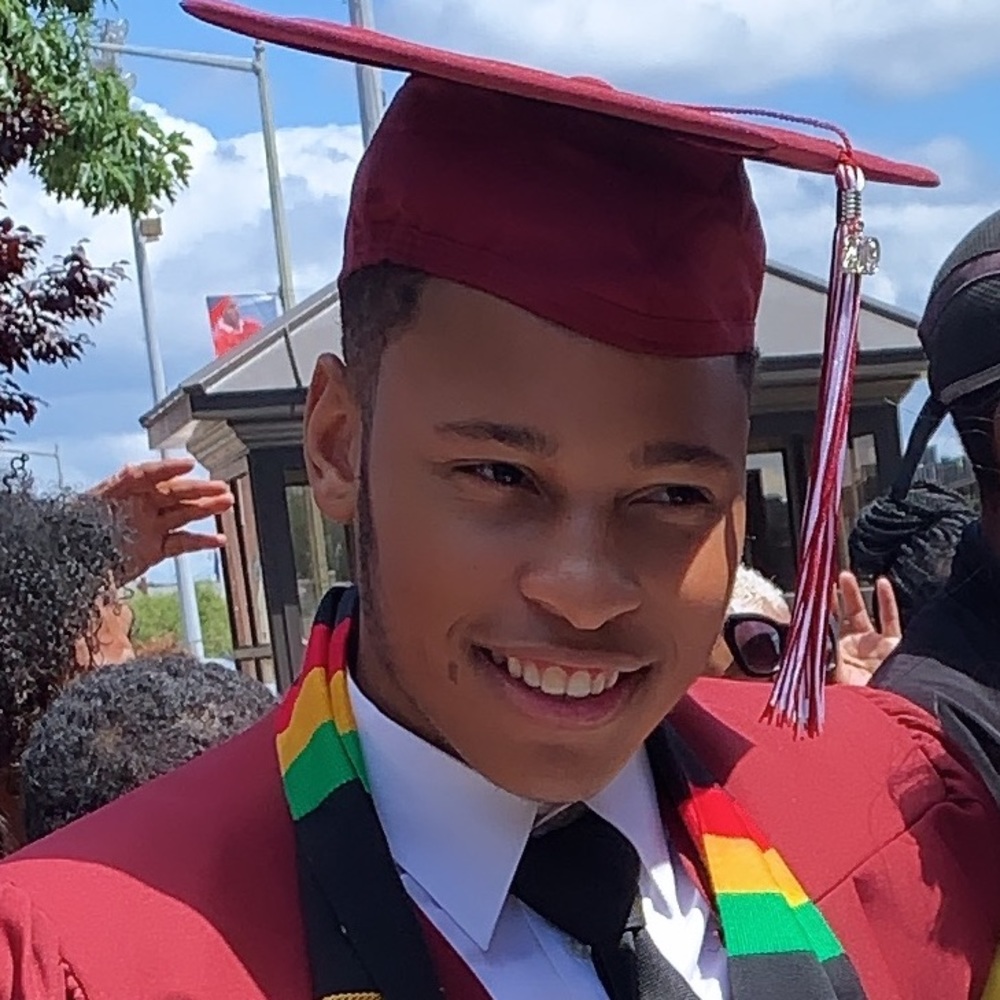 Meet your Posher, Xavier